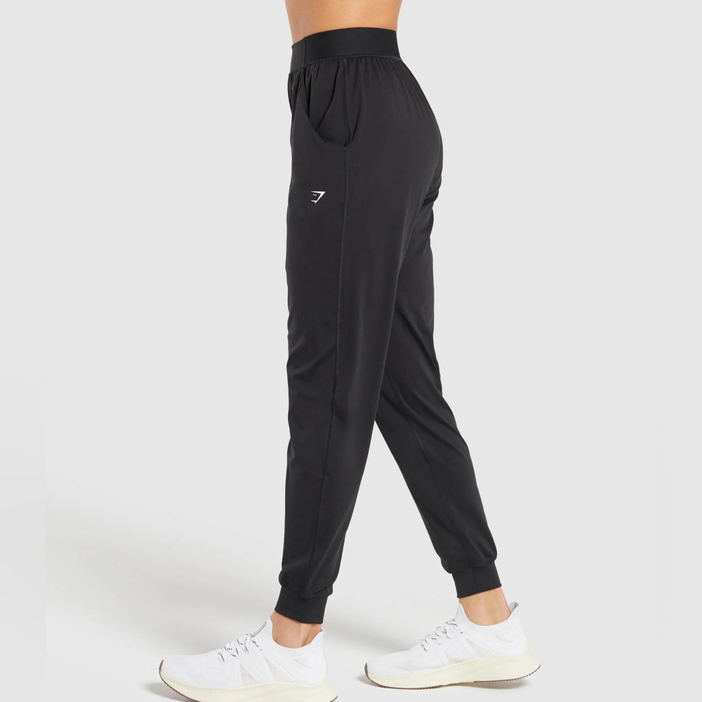 NWOT Gymshark {$50} Women’s S Black Jogger Pants